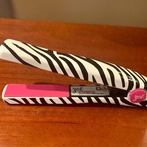 Zoe Mini Zebra Print Hair Straightener
